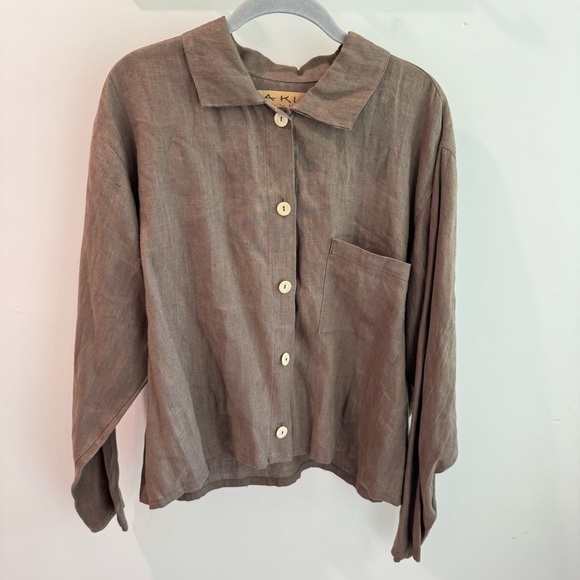 Dakini 100% Linen Boxy Button Front Top in Taupe XL - Picture 1 of 6